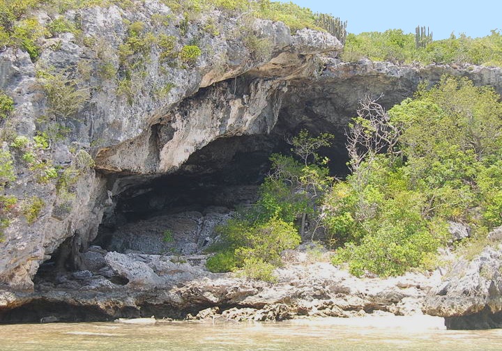 /Caves at Little Harbour